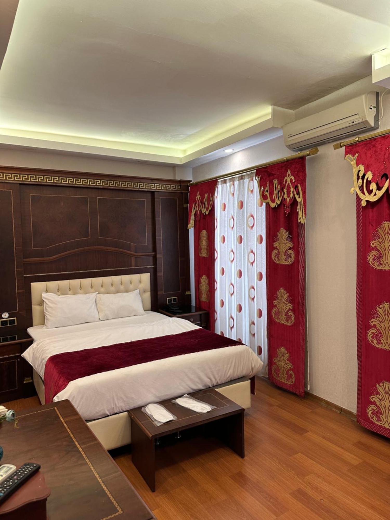 Napolyon Hotel Istanbul Exterior photo